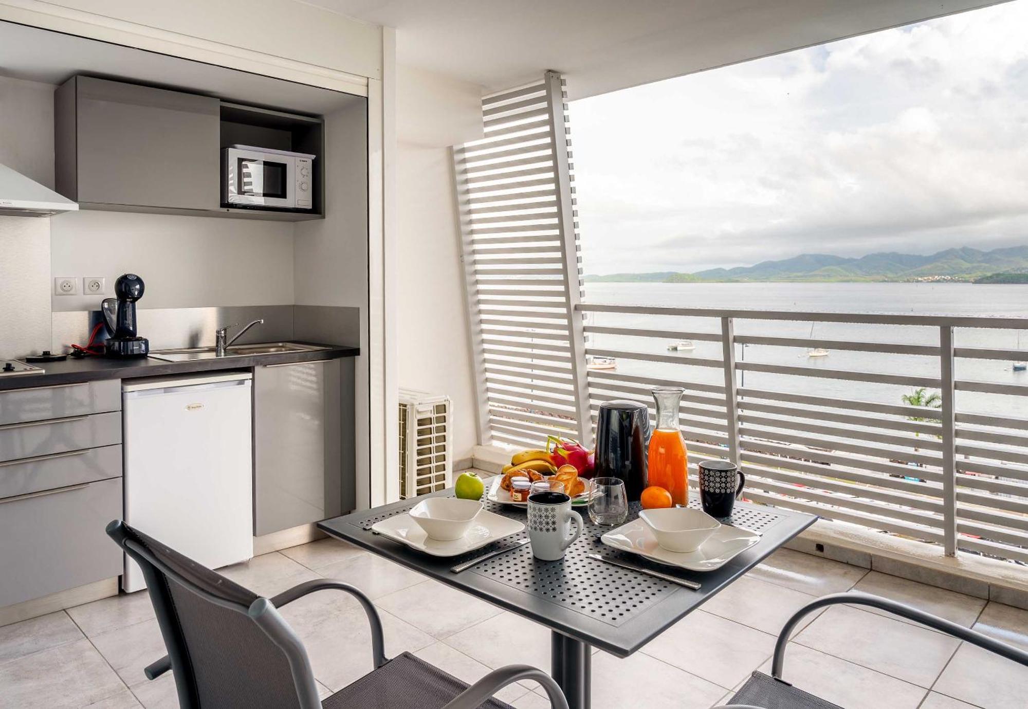 B&B Home Fort-De-France Marina Екстер'єр фото